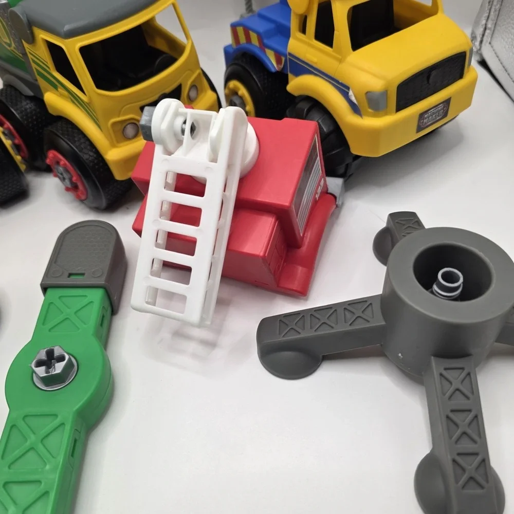 Junior Builder Construction‎ Trucks Mixed Lot Replacement Parts Vehicles Wheels